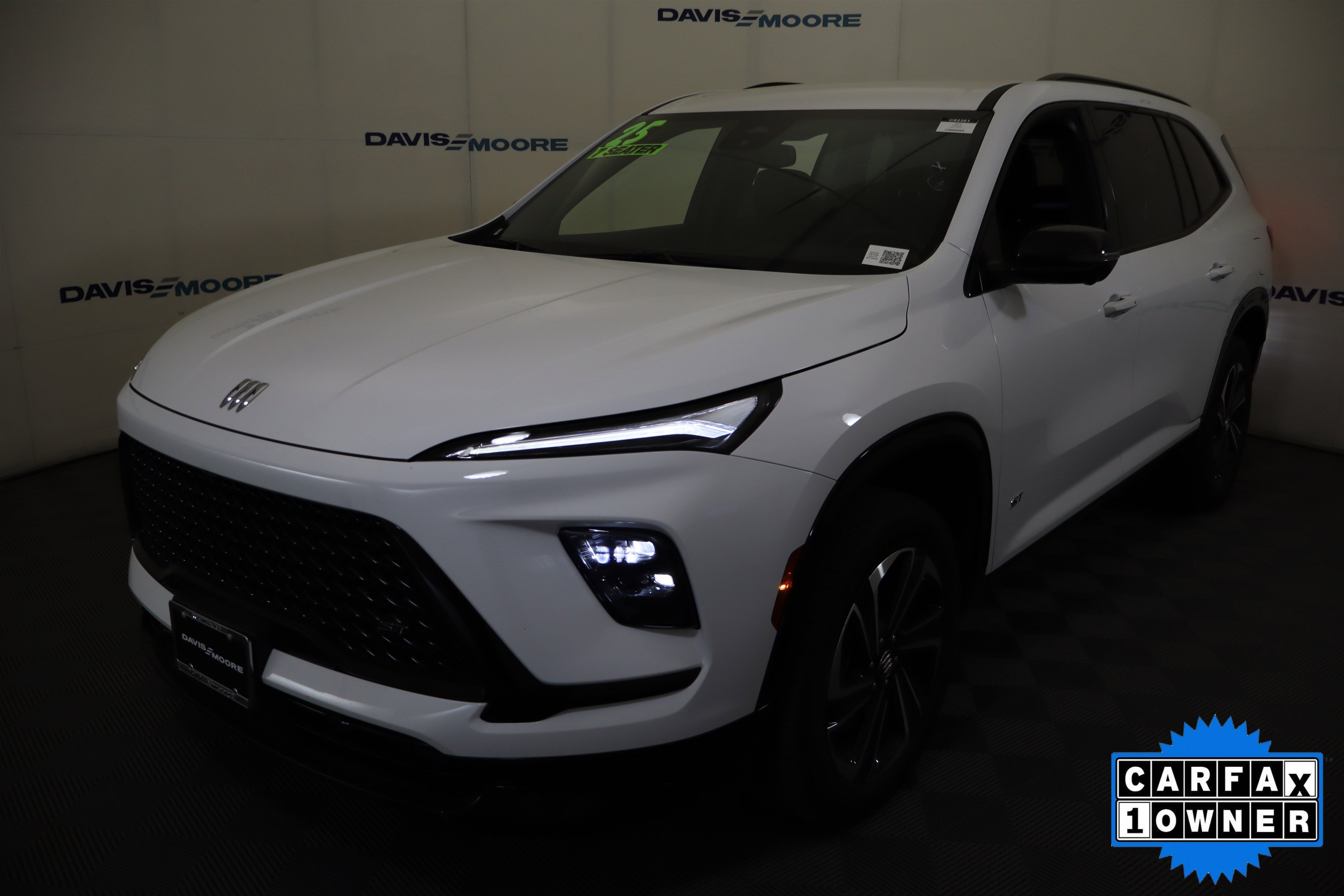 Used 2025 Buick Enclave Sport Touring image 12