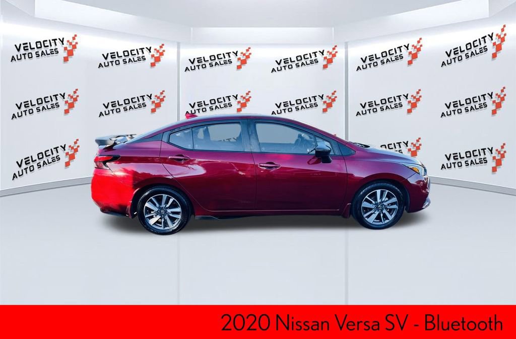 Used 2020 Nissan Versa SV image 2