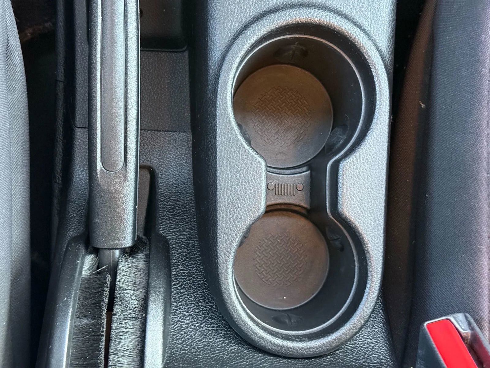 Used 2013 Jeep Wrangler Unlimited Sport image 28