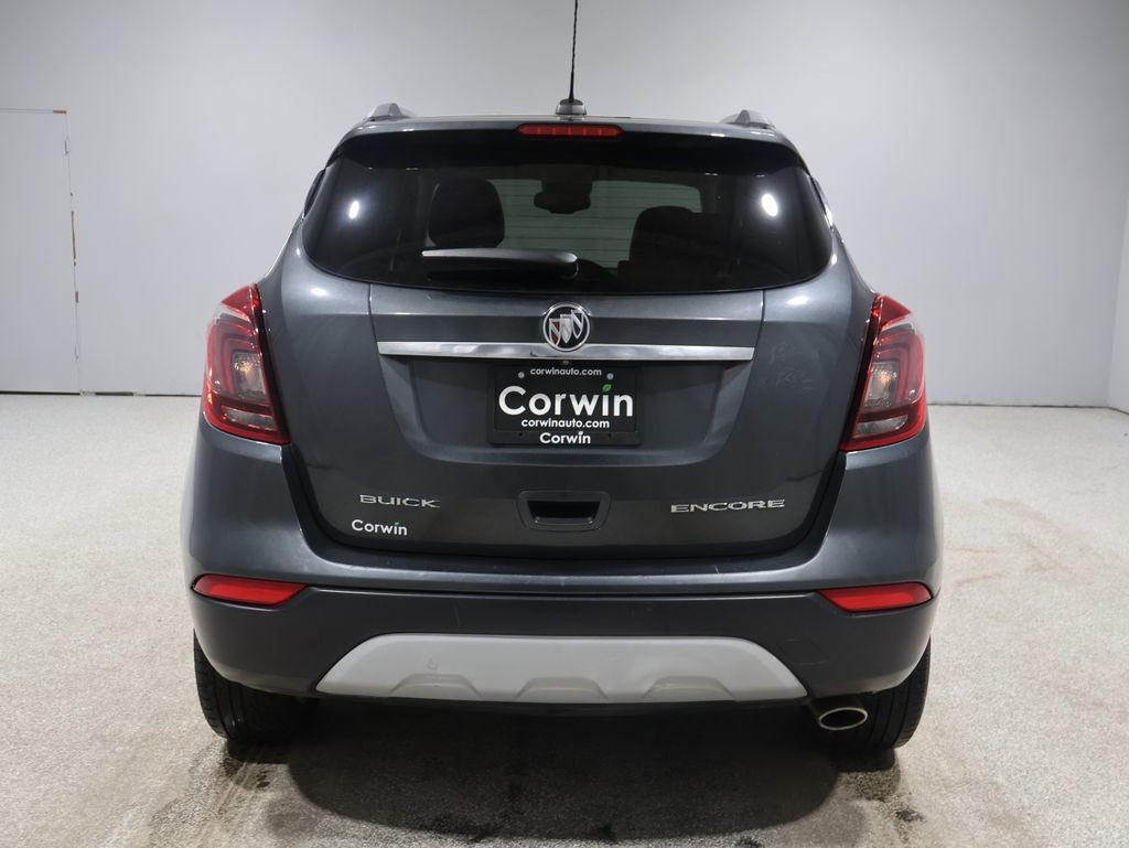 Used 2017 Buick Encore Essence image 3