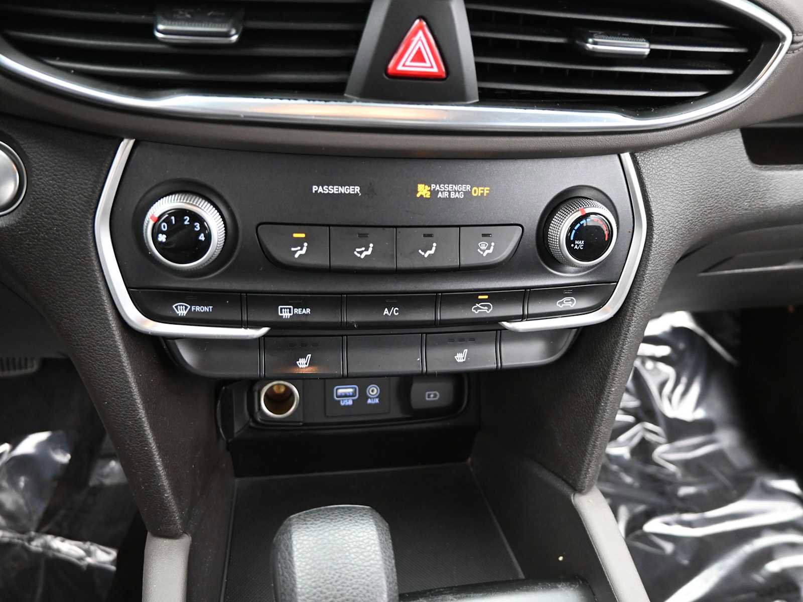 Used 2020 Hyundai Santa Fe SEL image 18