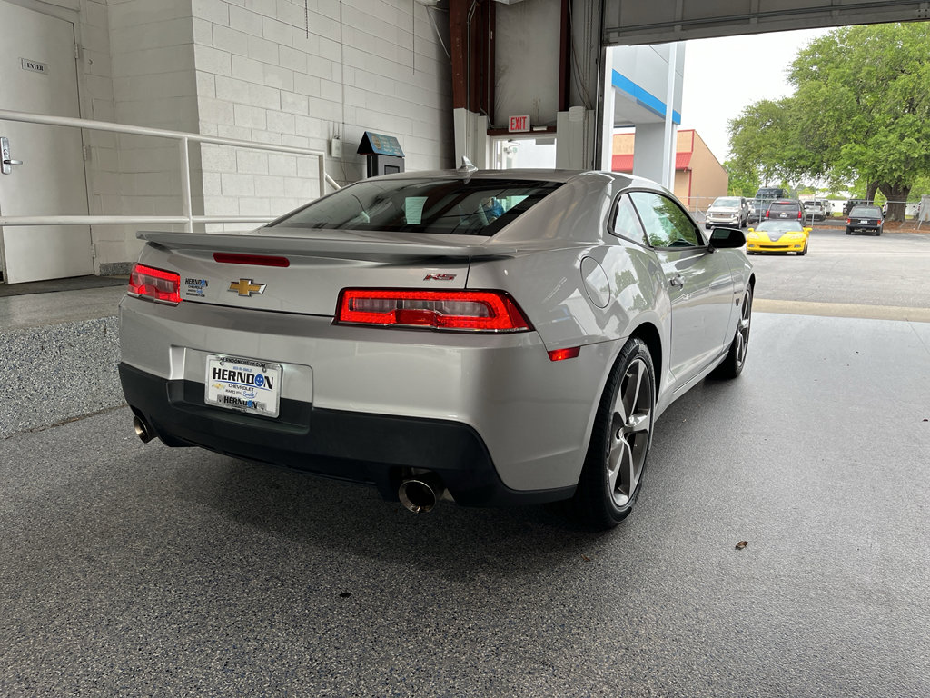 Used 2014 Chevrolet Camaro LT w/ RS Package RWD image 8