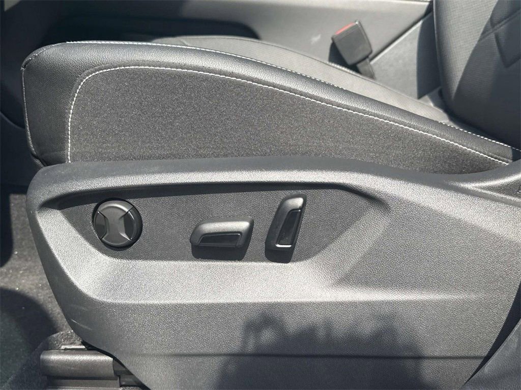 New 2025 Volkswagen Atlas SE image 9