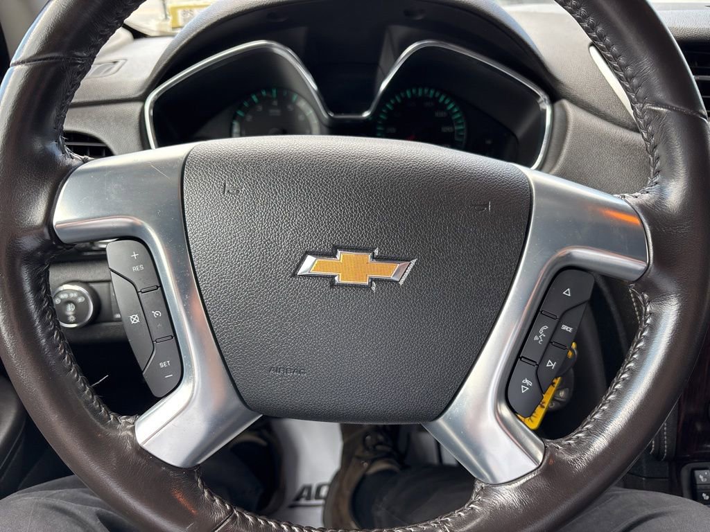 Used 2017 Chevrolet Traverse LT AWD/4WD image 24