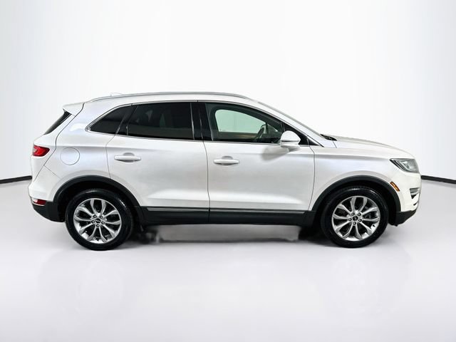 Used 2018 Lincoln MKC Select w/ Select Plus Package AWD/4WD image 11