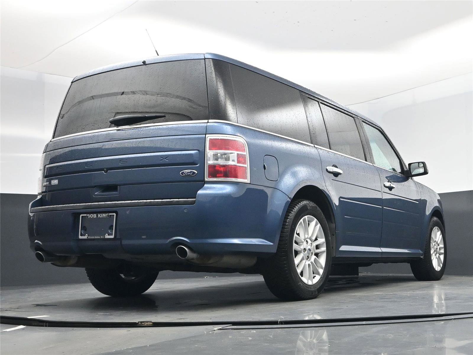 Used 2019 Ford Flex SEL image 25