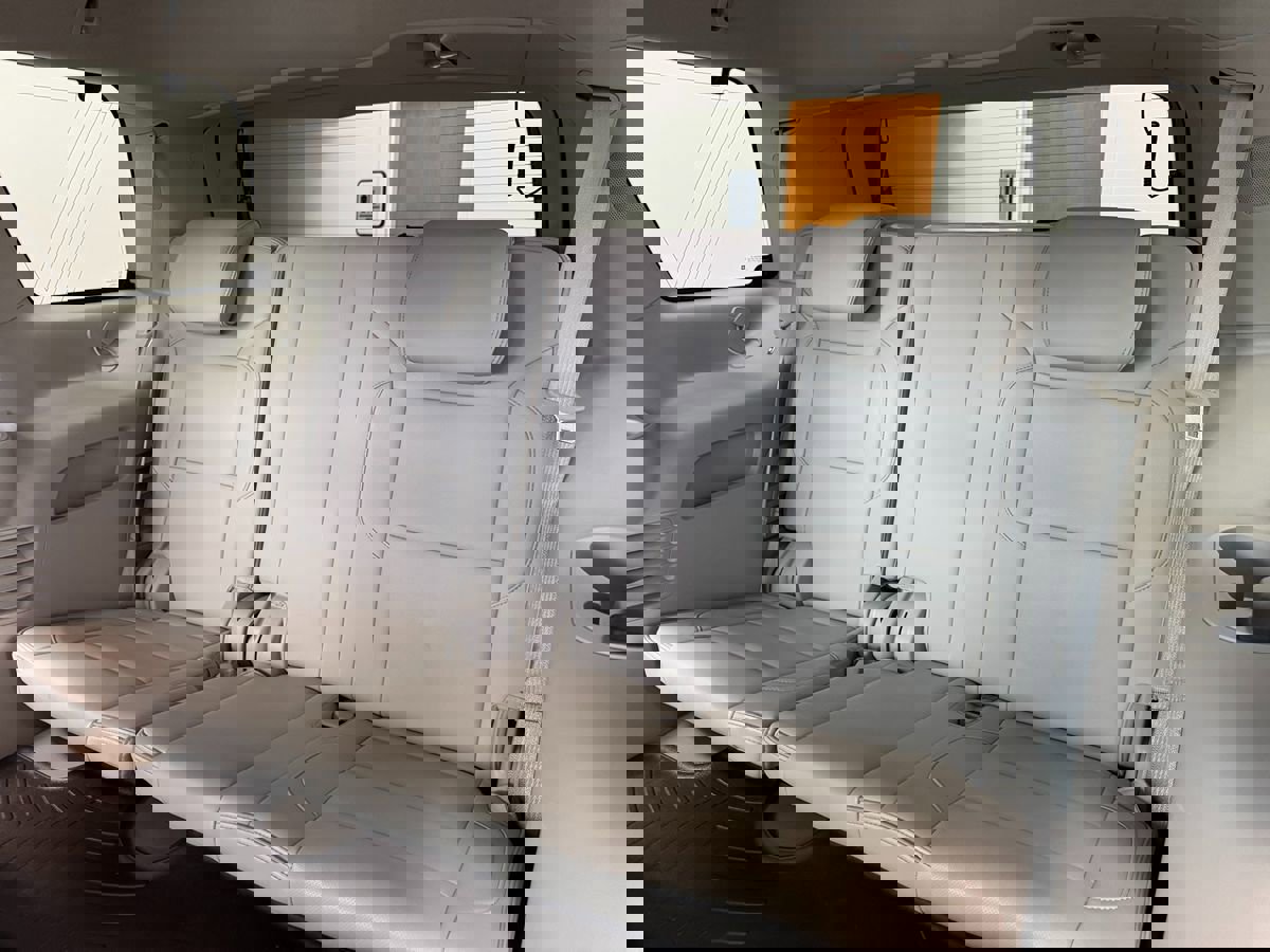 Used 2015 GMC Yukon Denali w/ Touring Package image 48