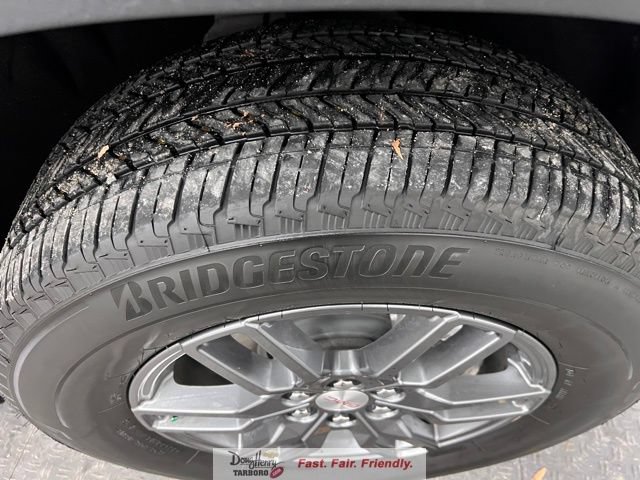 Used 2025 GMC Acadia Elevation FWD image 17