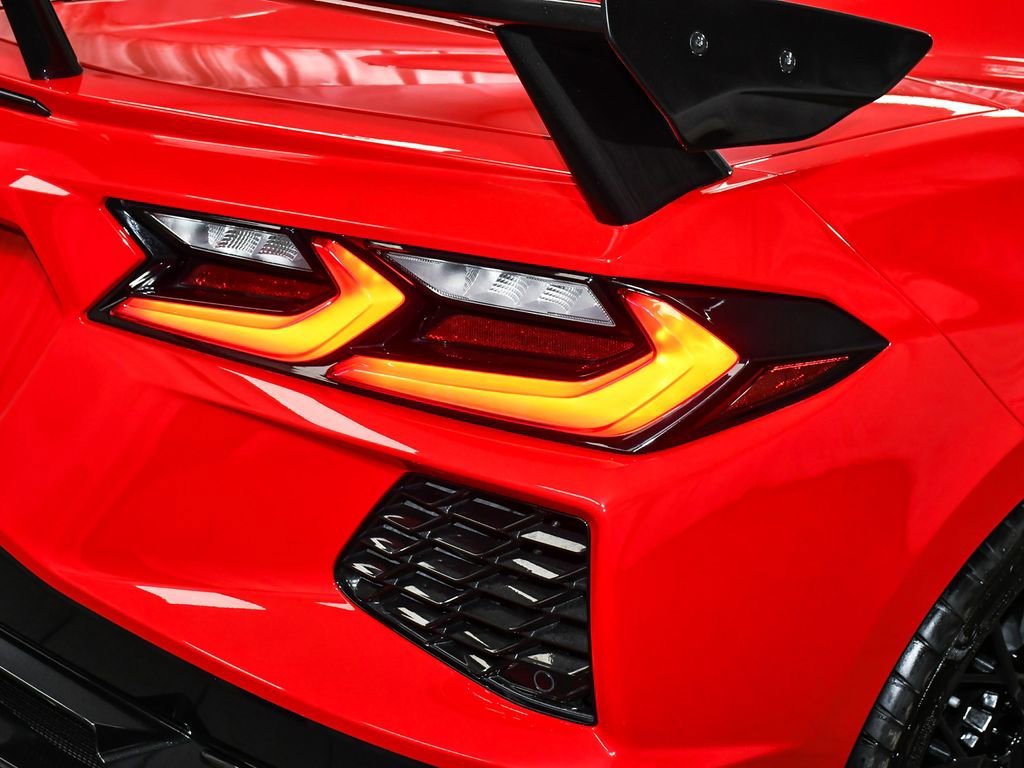 Used 2024 Chevrolet Corvette Stingray Convertible RWD image 81