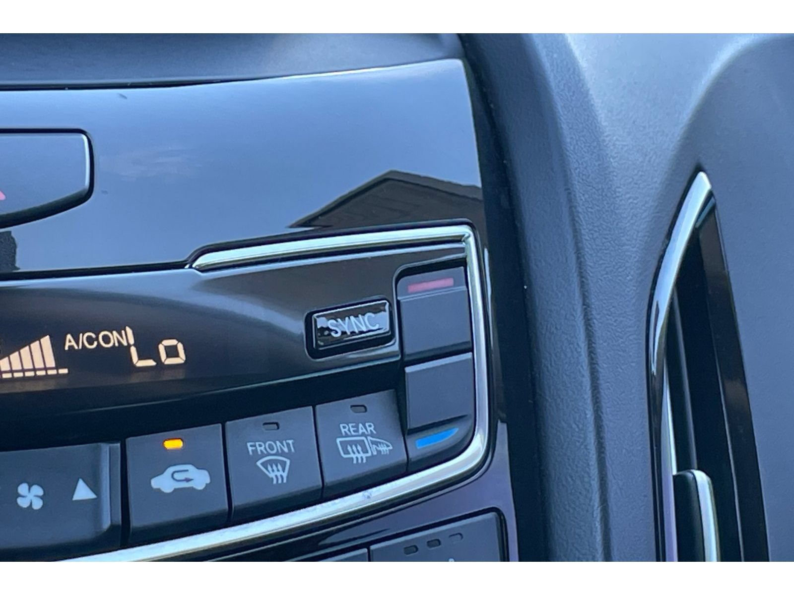 Certified 2023 Acura RDX w/ Technology Package FWD image 29
