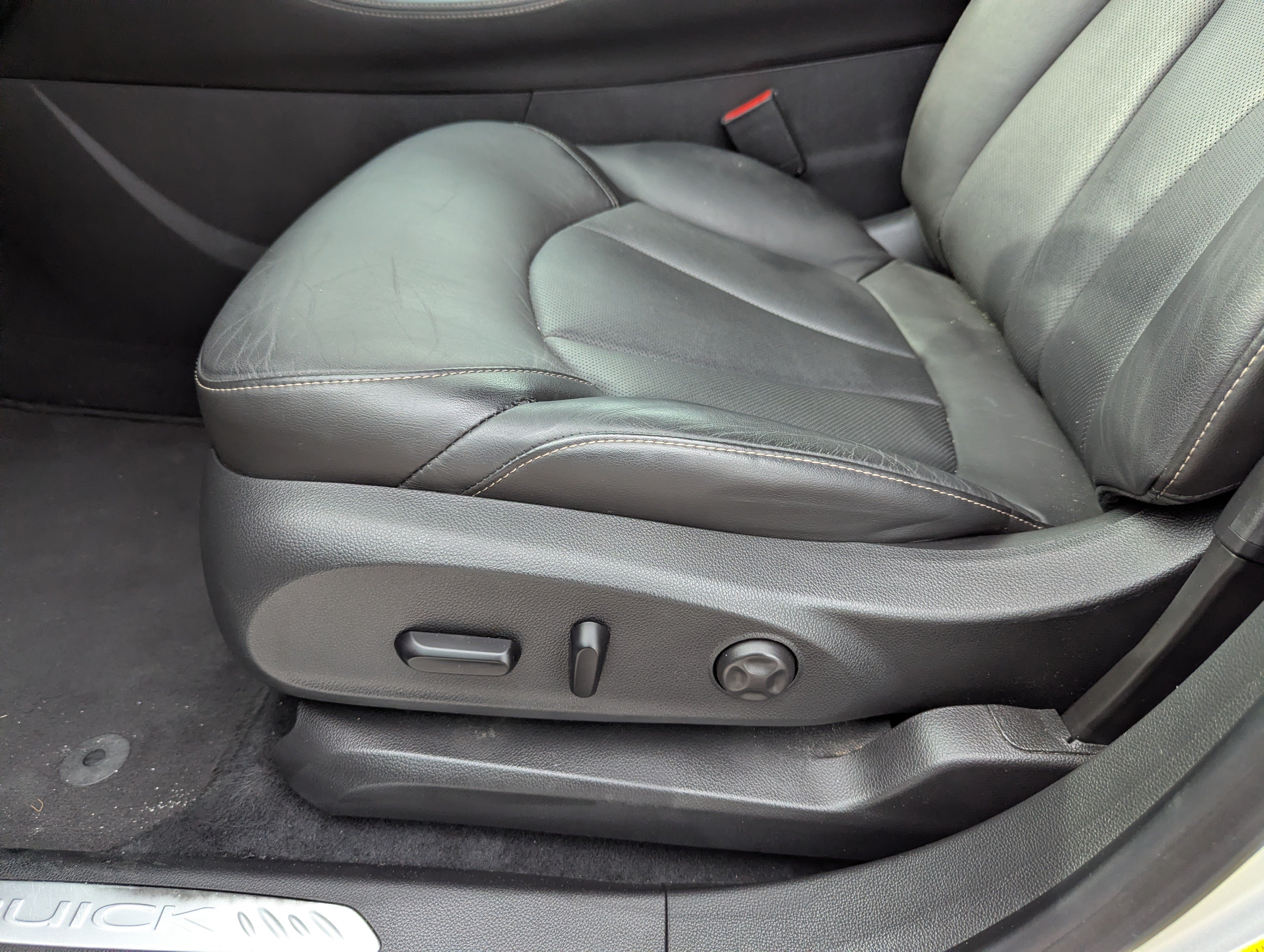 Certified 2016 Buick Envision Premium AWD/4WD image 21