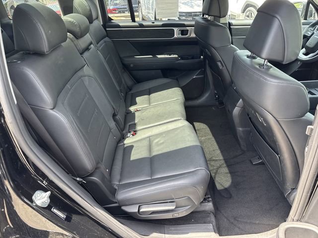 Used 2025 Hyundai Santa Fe Limited FWD image 15