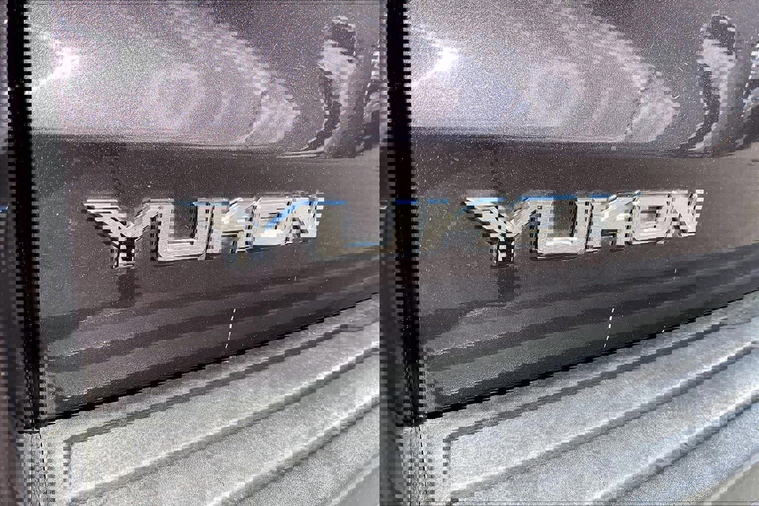 Used 2015 GMC Yukon SLT w/ Open Road Package image 9