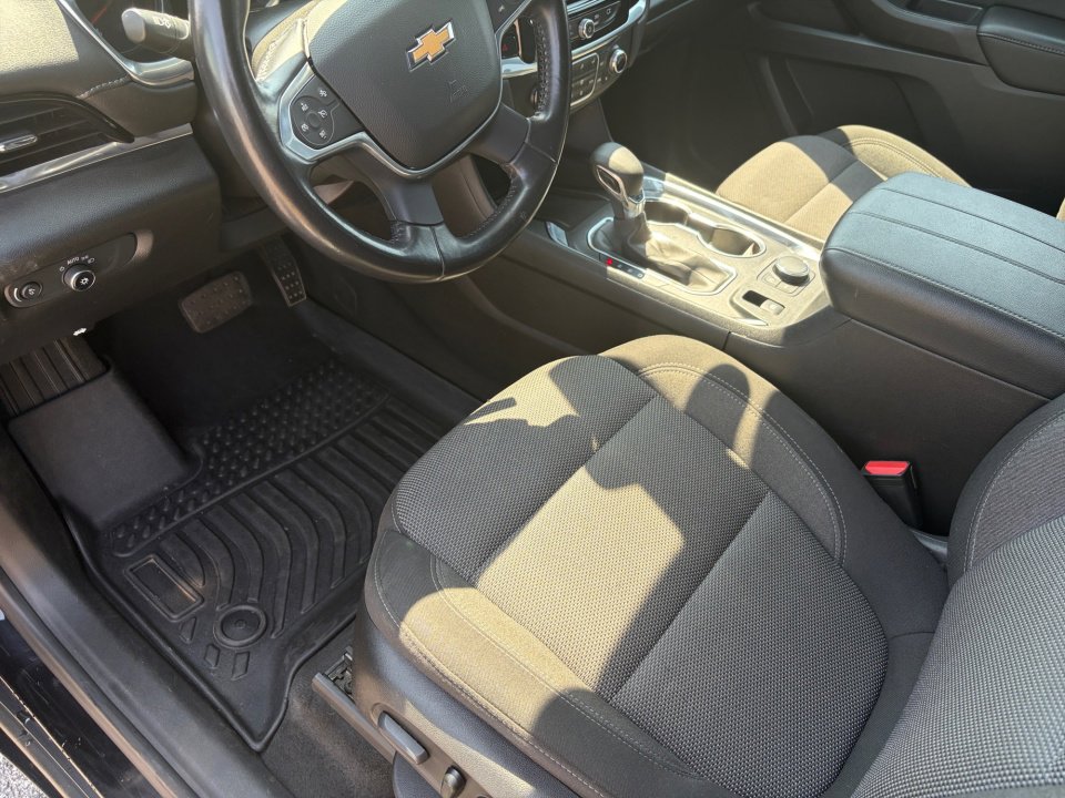Used 2022 Chevrolet Traverse LT AWD/4WD image 34