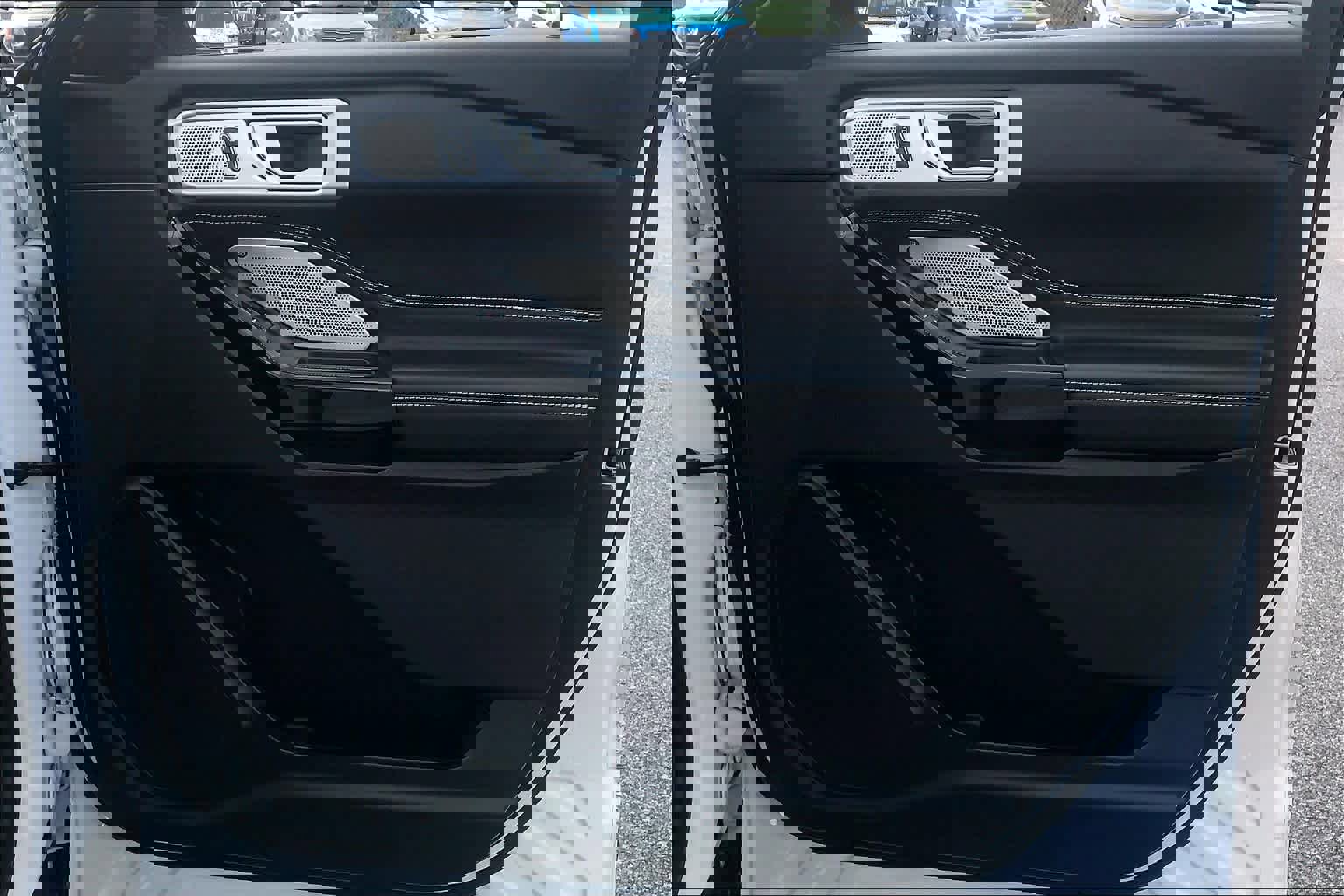 Used 2022 Ford Explorer ST w/ Equipment Group 401A image 21