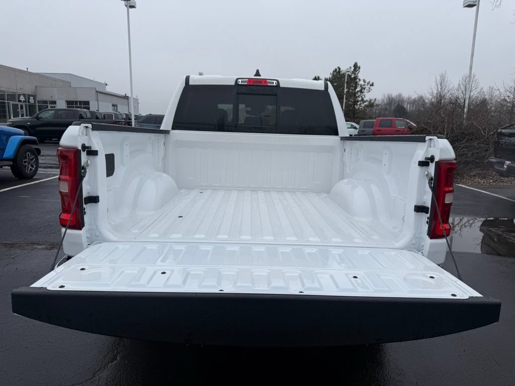 New 2026 RAM 1500 Big Horn AWD/4WD image 25