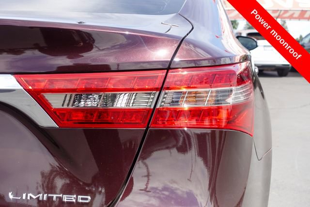 Certified 2016 Toyota Avalon Limited w/ Toyota Safety Sense Package image 9