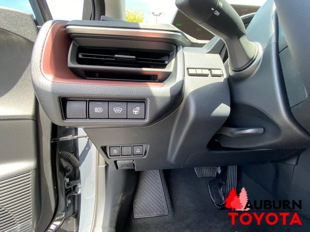 New 2026 Toyota Prius Plug-In Hybrid FWD image 30
