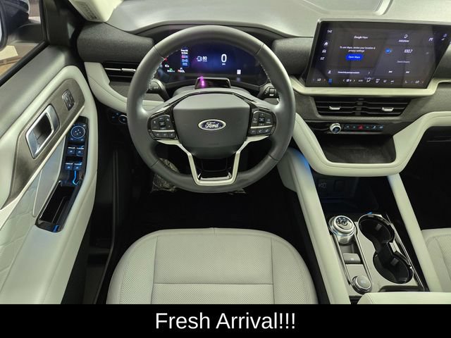 Used 2026 Ford Explorer Platinum w/ LUX Leather Package AWD/4WD image 23