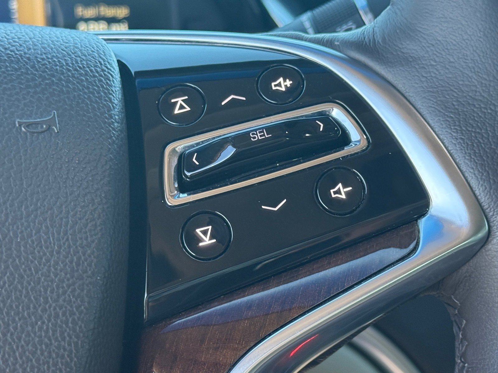 Used 2014 Cadillac XTS Premium image 16