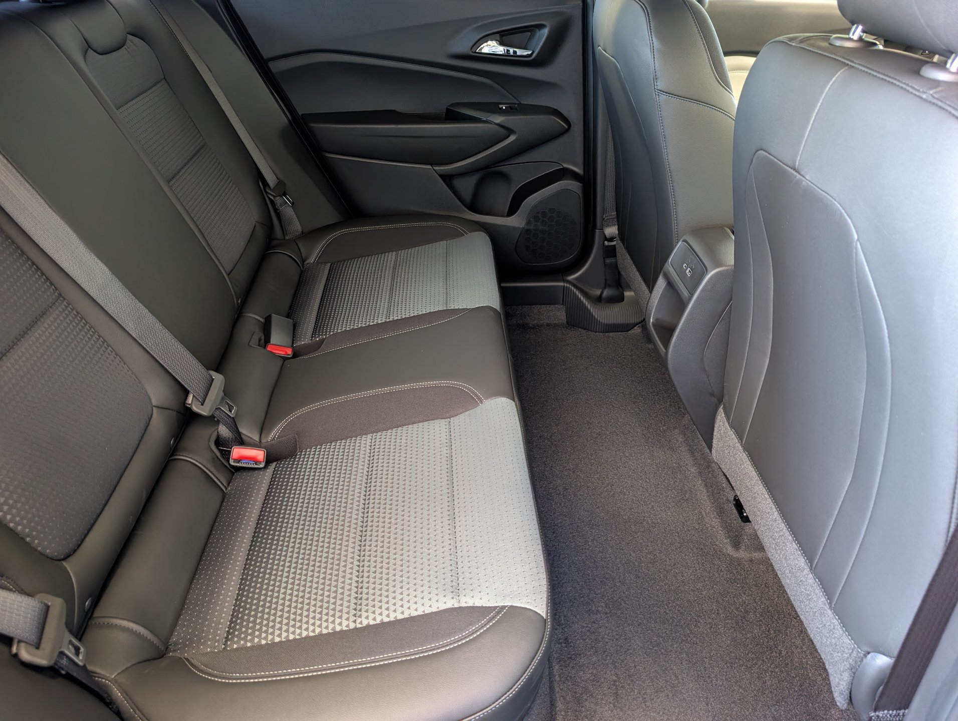 New 2026 Chevrolet Trax LT FWD image 13