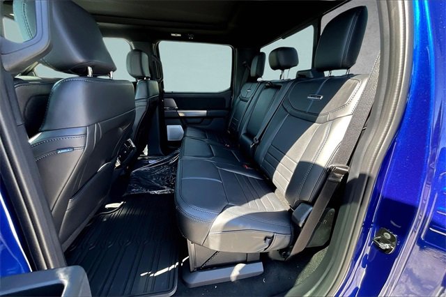 New 2026 Ford F250 Platinum w/ FX4 Off-Road Package image 10