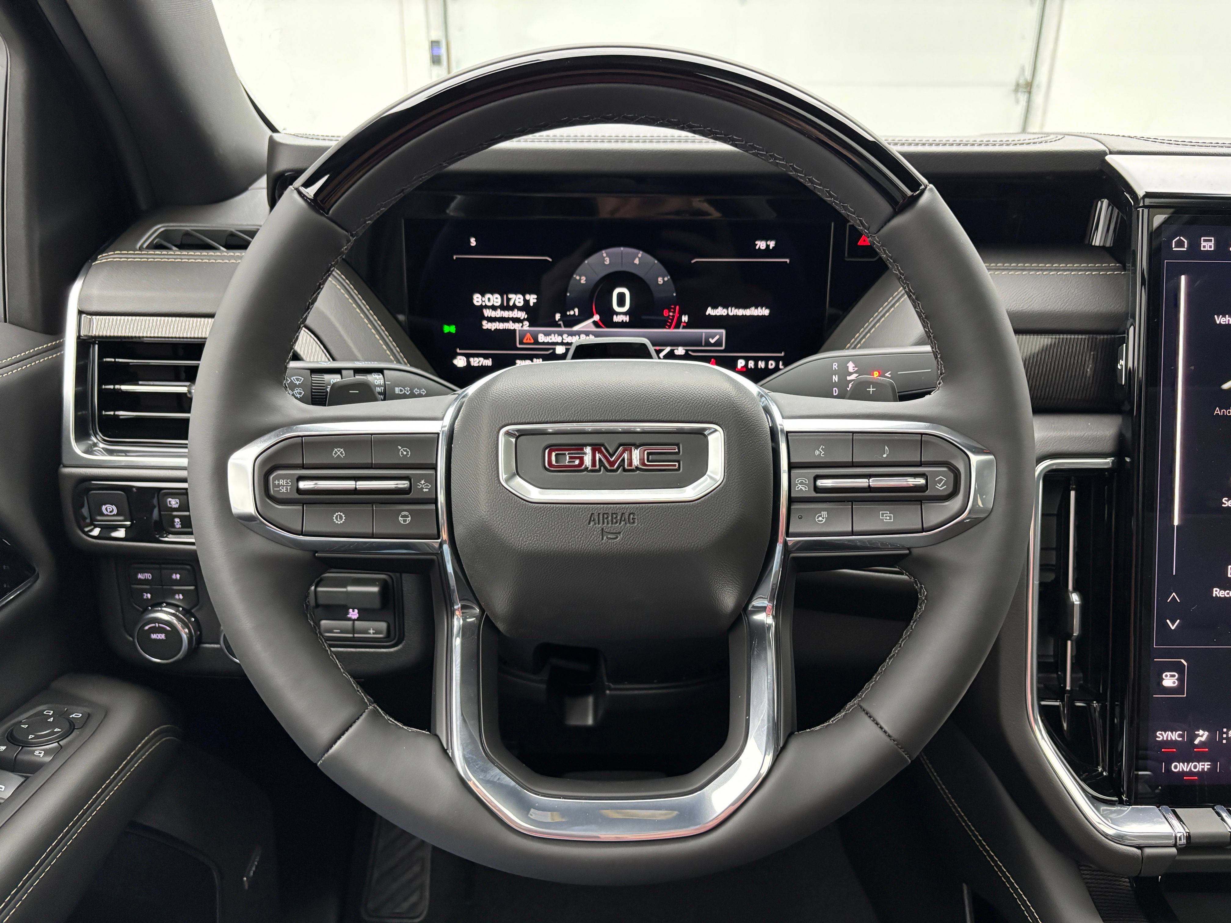 New 2026 GMC Yukon XL Elevation w/ Elevation Premium Package AWD/4WD image 23