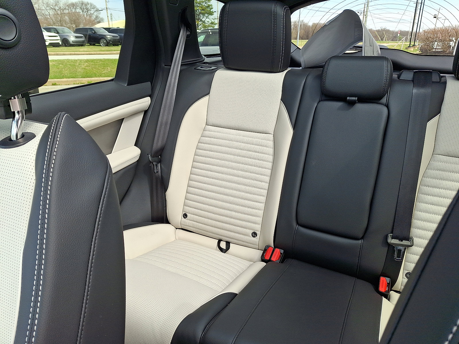 New 2026 Land Rover Discovery Sport Landmark image 15