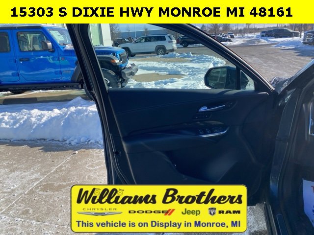 Used 2019 Cadillac XT4 Sport w/ Cold Weather Package image 9