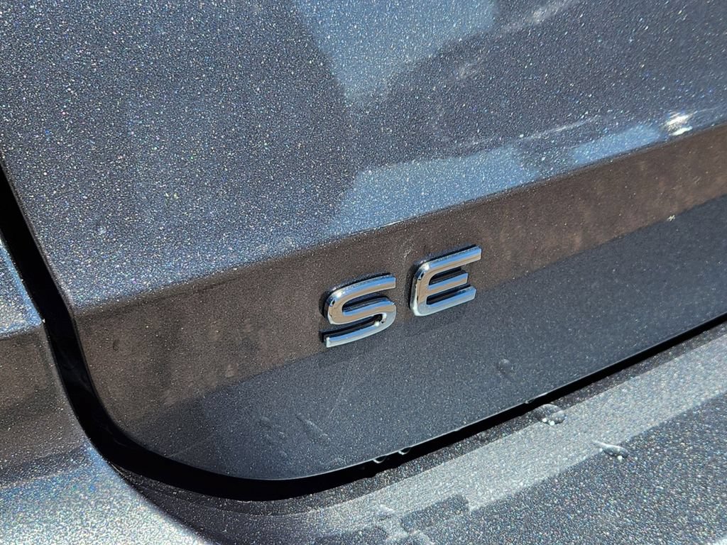 New 2026 Volkswagen Taos SE AWD/4WD image 30