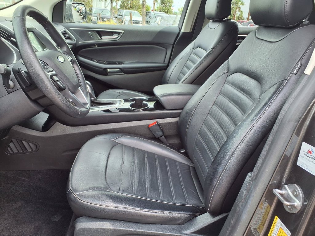 Used 2017 Ford Edge SEL w/ Equipment Group 201A FWD image 27