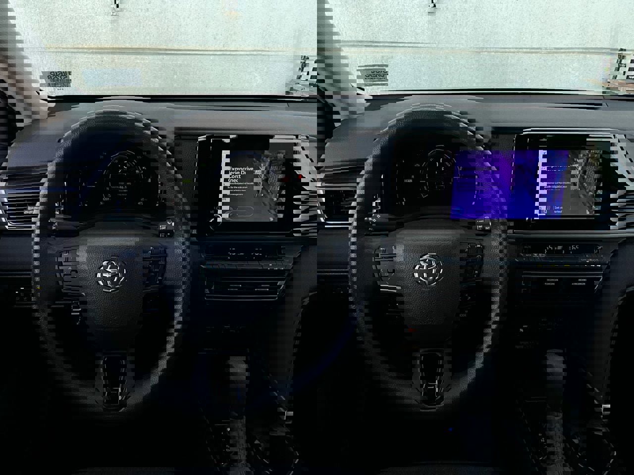 Used 2025 Toyota Camry LE image 13