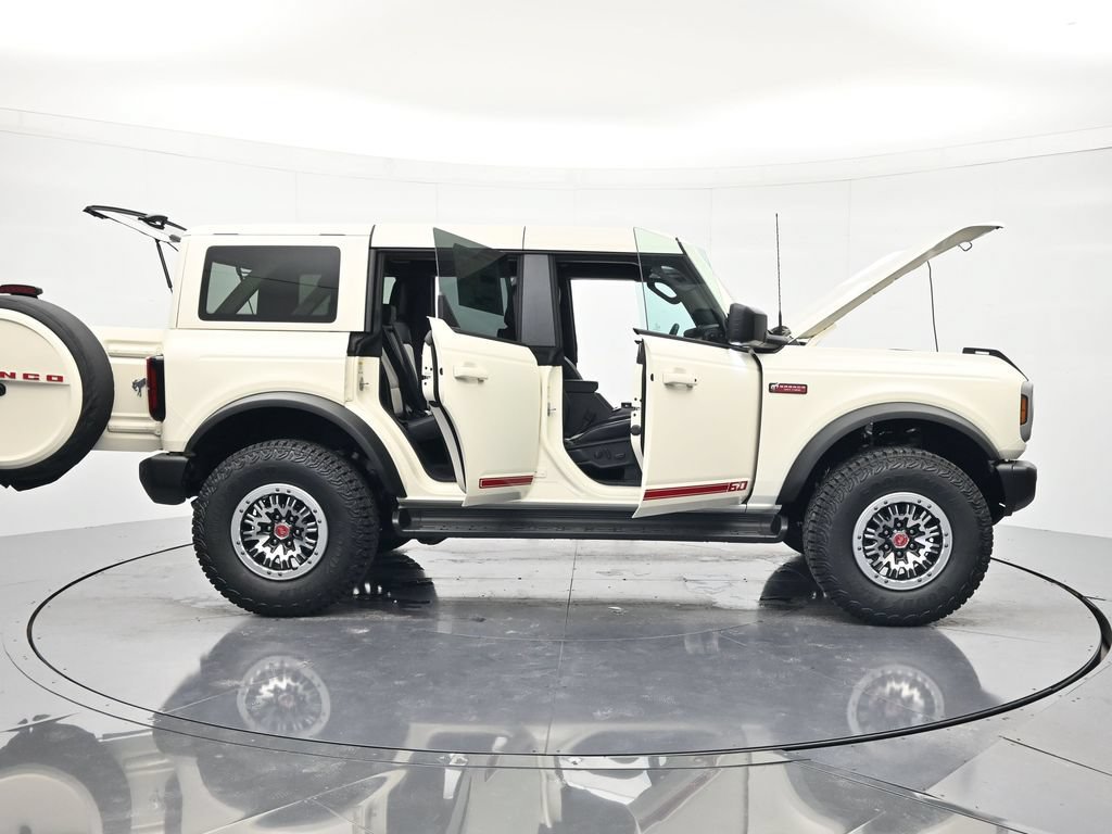 New 2026 Ford Bronco Outer Banks w/ Sasquatch Package AWD/4WD image 46