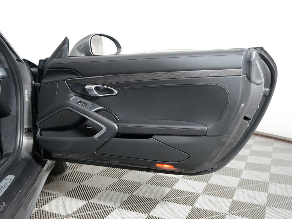 Certified 2016 Porsche 911 Turbo S image 40