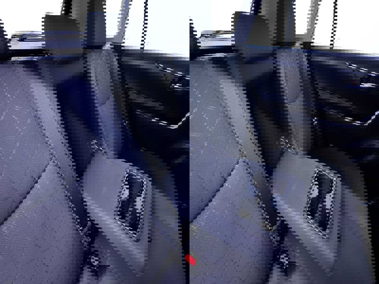 Used 2021 Toyota RAV4 XLE image 37