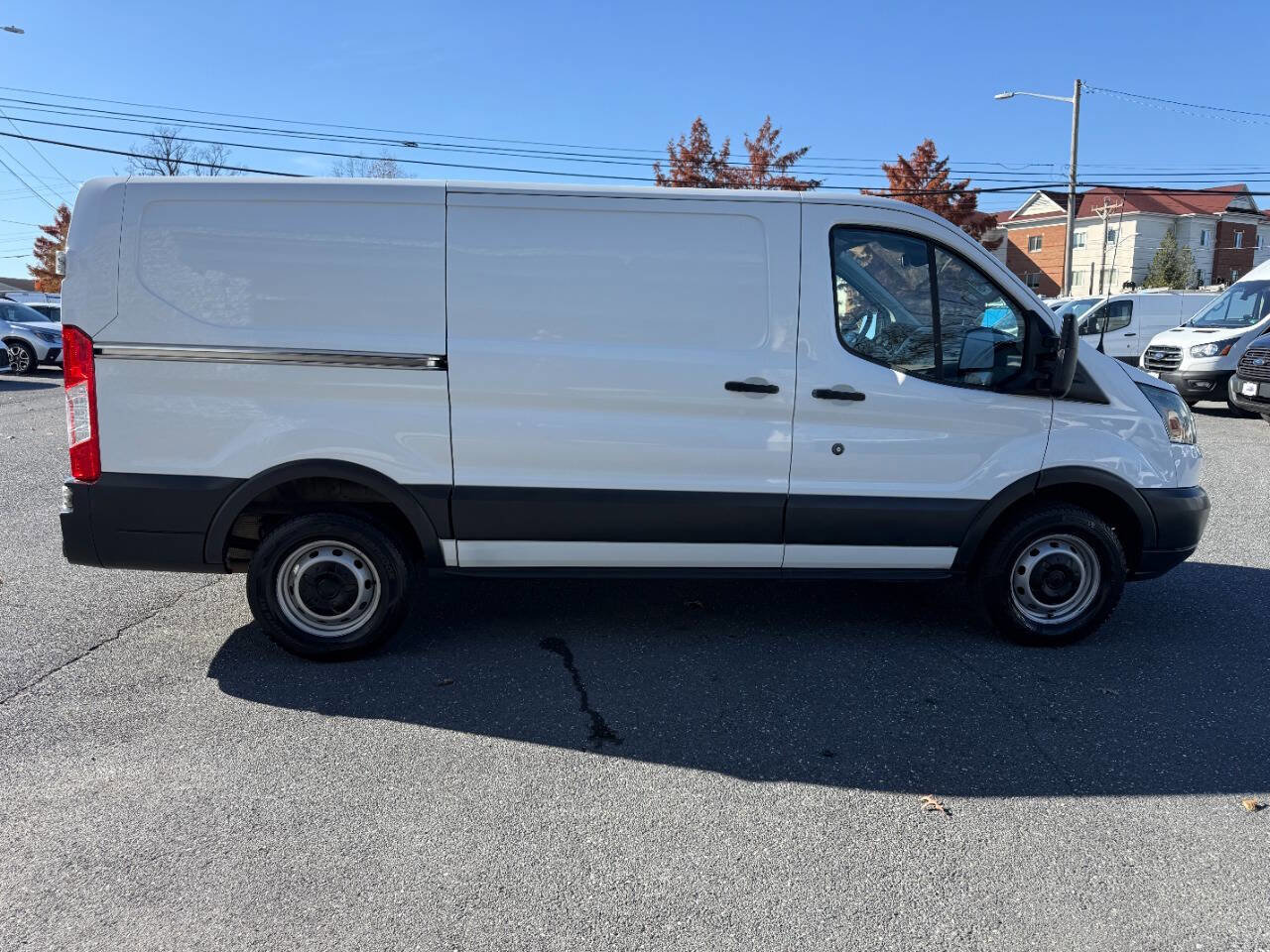 Used 2016 Ford Transit 250 130 Low Roof image 34