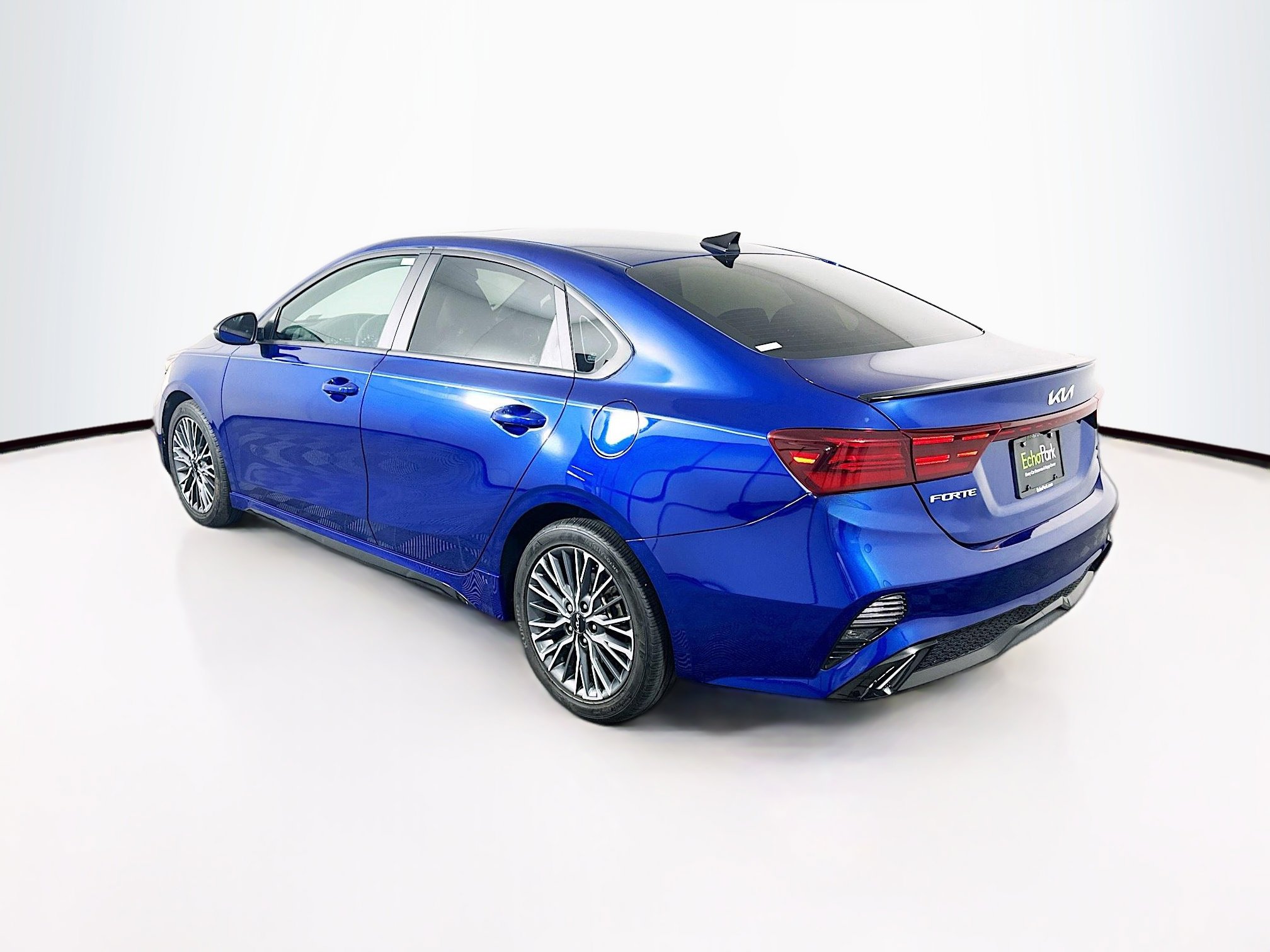 Used 2024 Kia Forte GT-Line w/ GT-Line Premium Package image 5