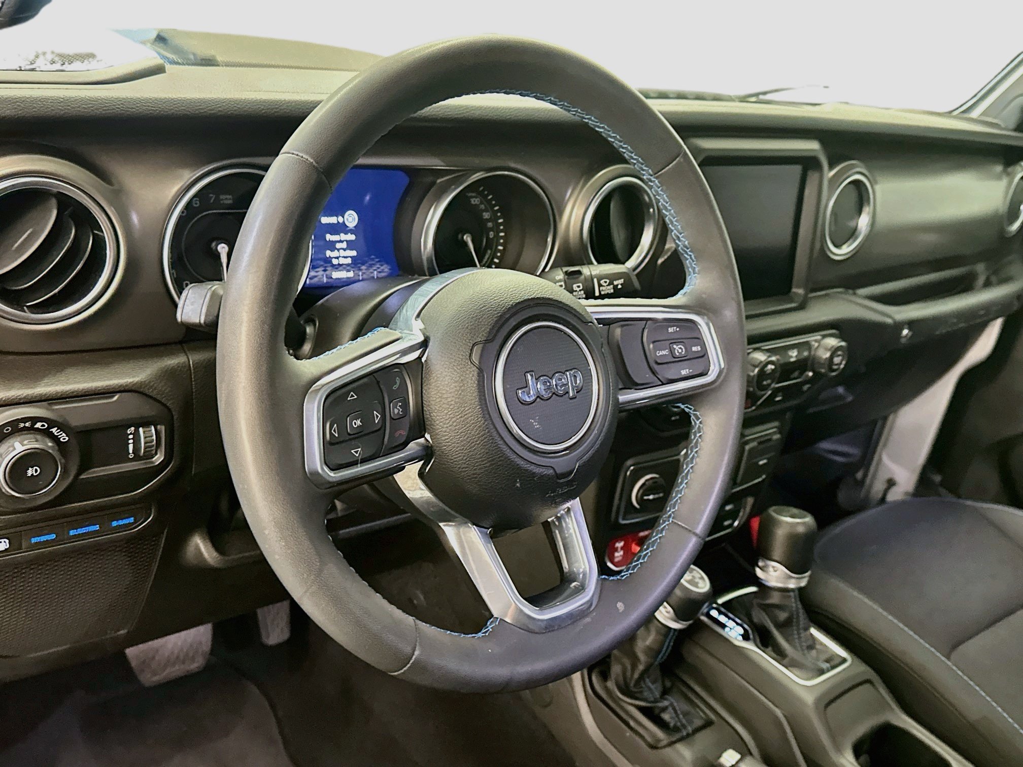 Used 2023 Jeep Wrangler Unlimited Rubicon 4xe AWD/4WD image 18