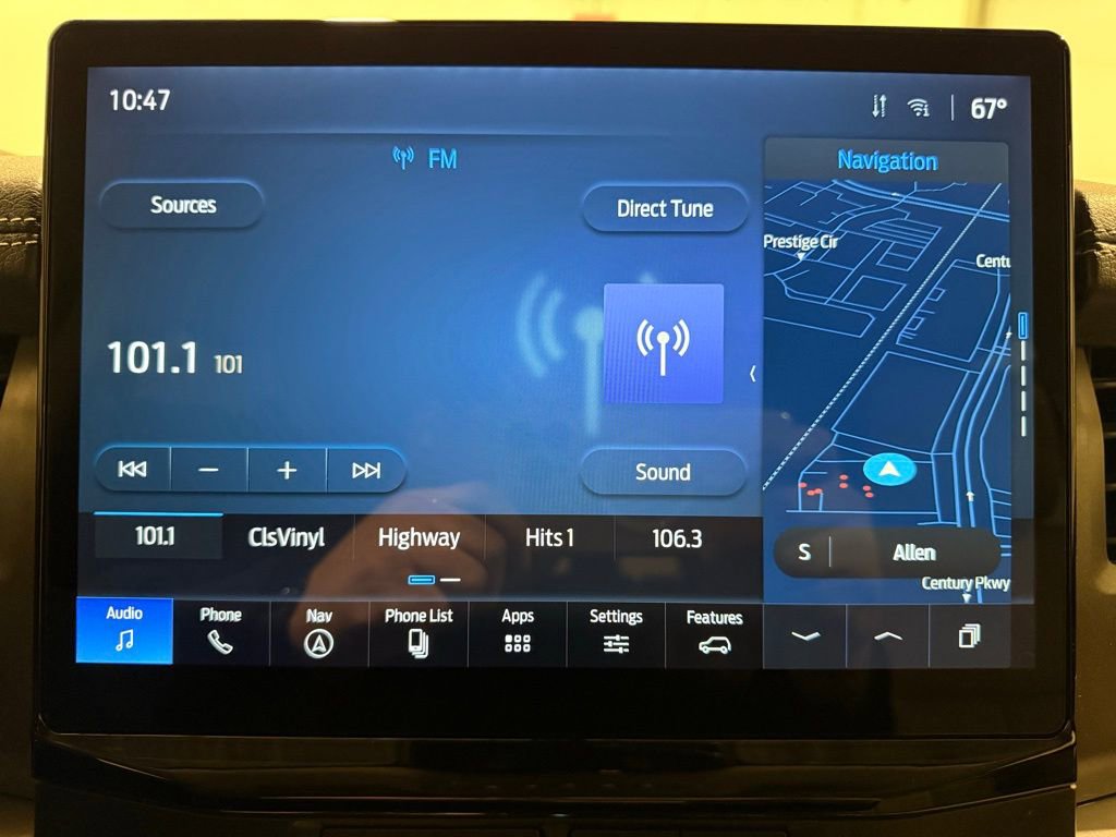 Used 2022 Ford Expedition XLT image 22