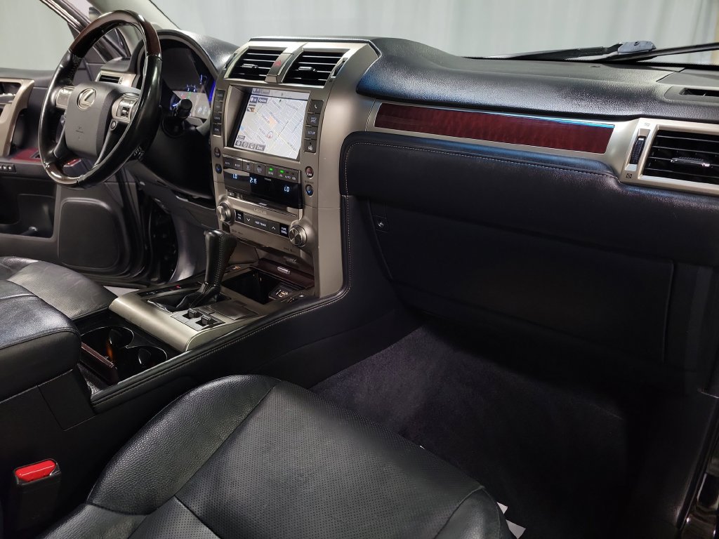 Used 2019 Lexus GX 460 Premium AWD/4WD image 36