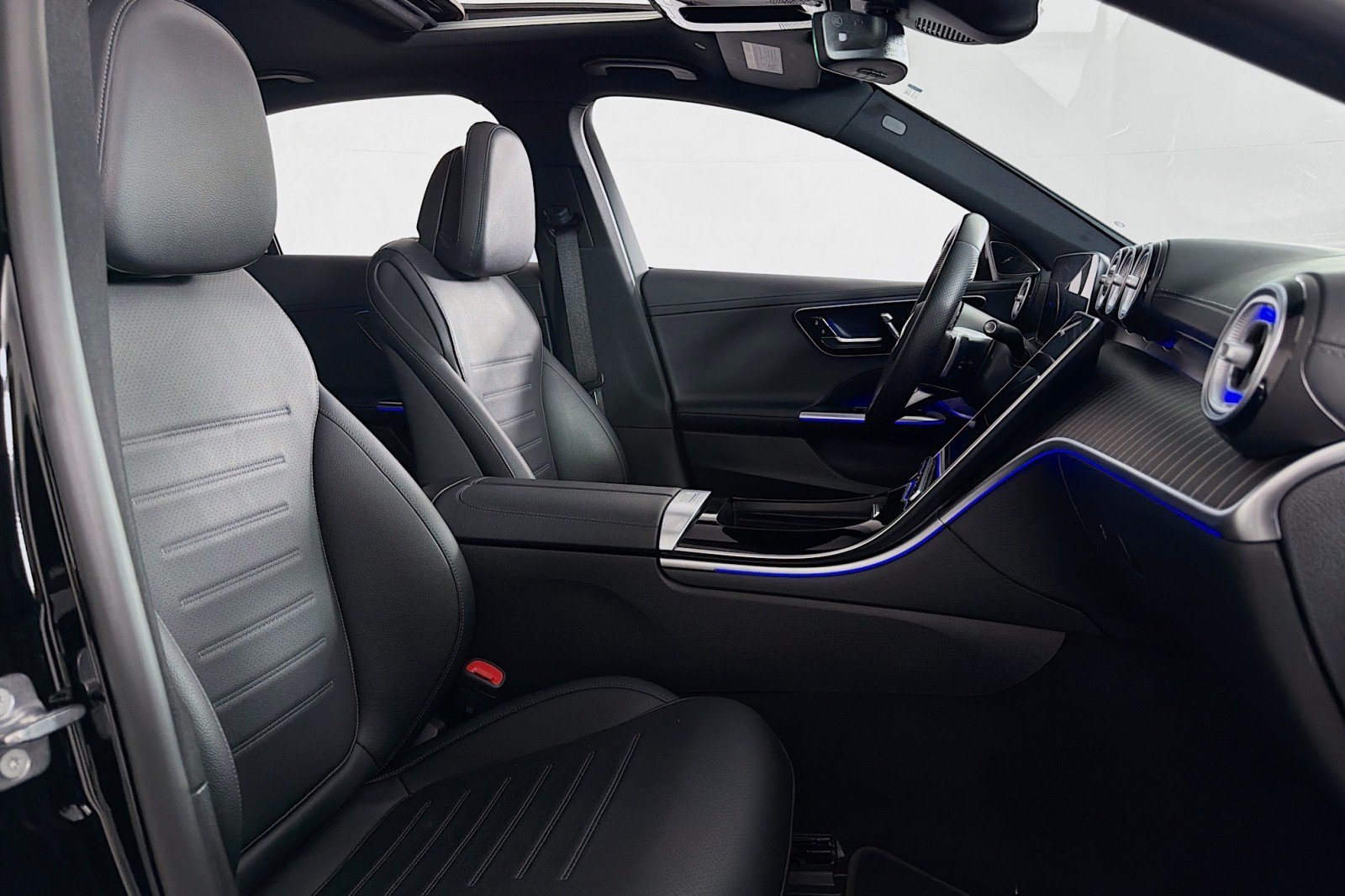 Certified 2023 Mercedes-Benz C 300 Sedan image 7