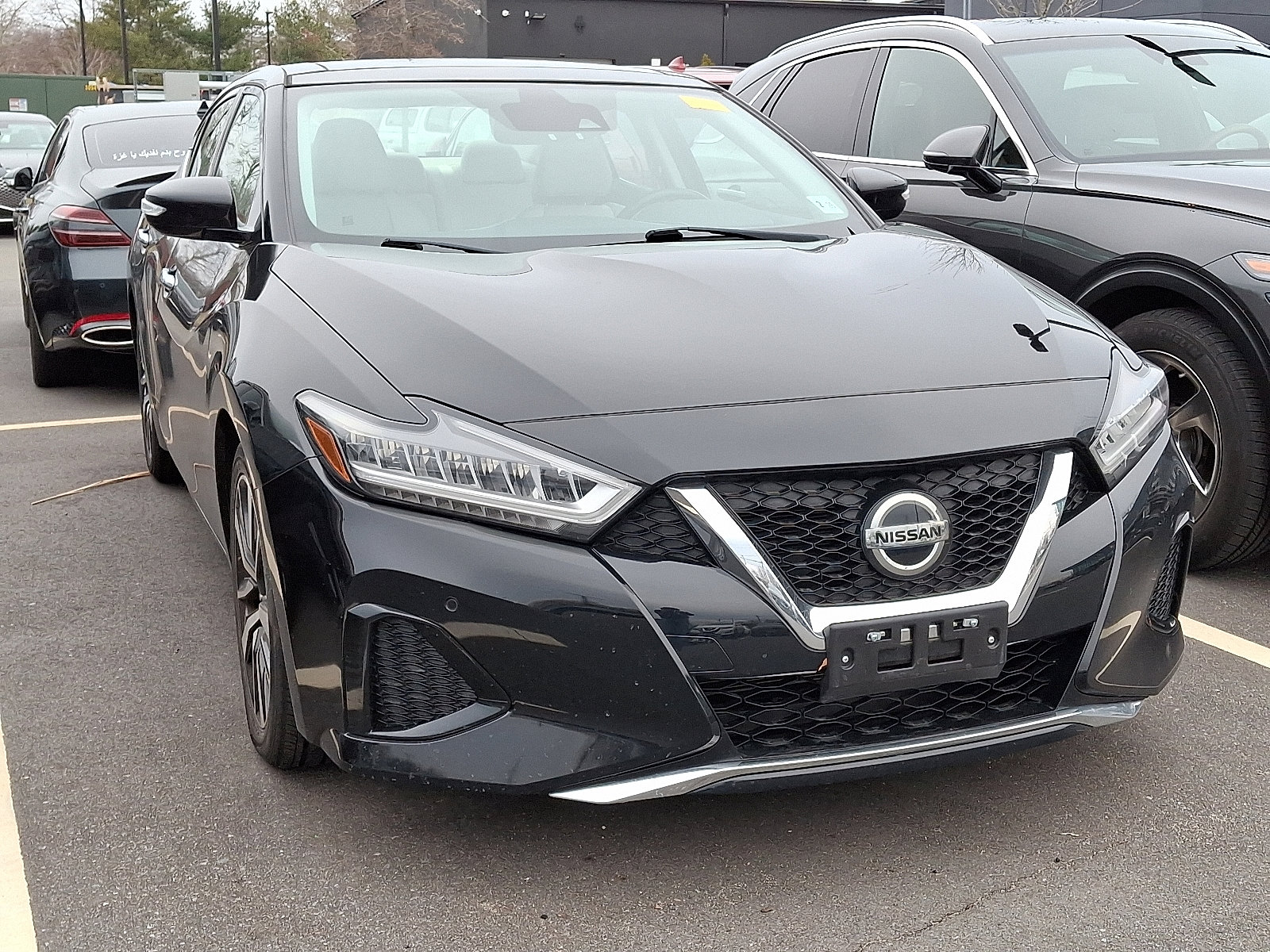 Used 2020 Nissan Maxima 3.5 SL w/ Floor Mat Group image 2