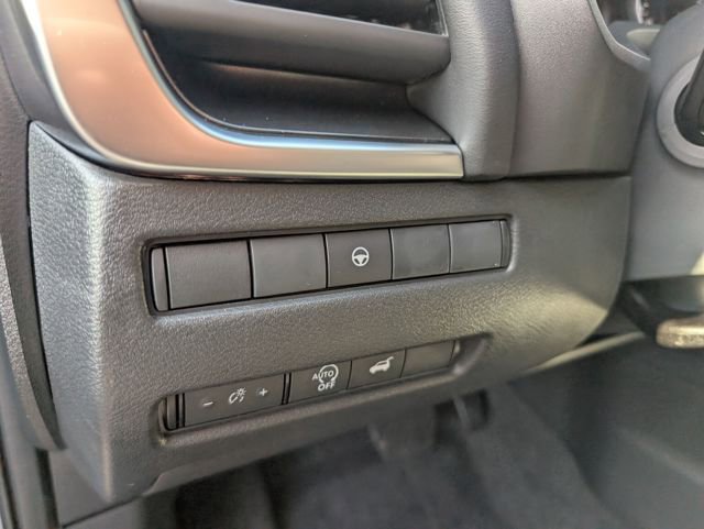 New 2026 Nissan Rogue SV AWD/4WD image 17