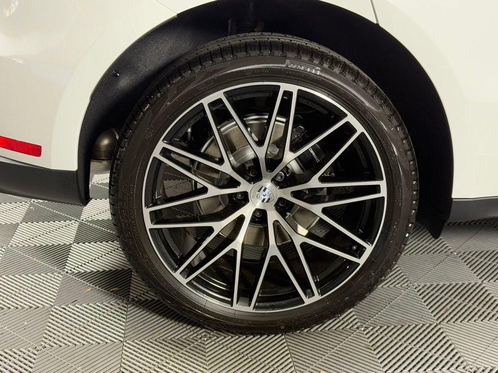 New 2026 Porsche Macan image 13