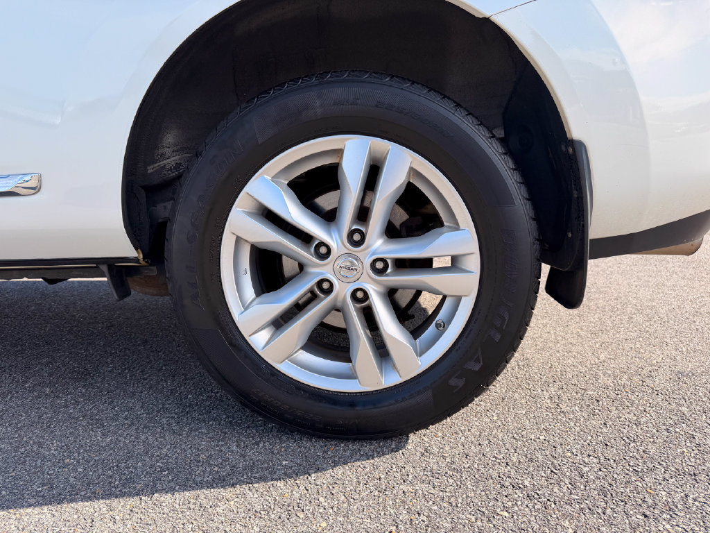 Used 2015 Nissan Rogue S w/ Convenience Package AWD/4WD image 30