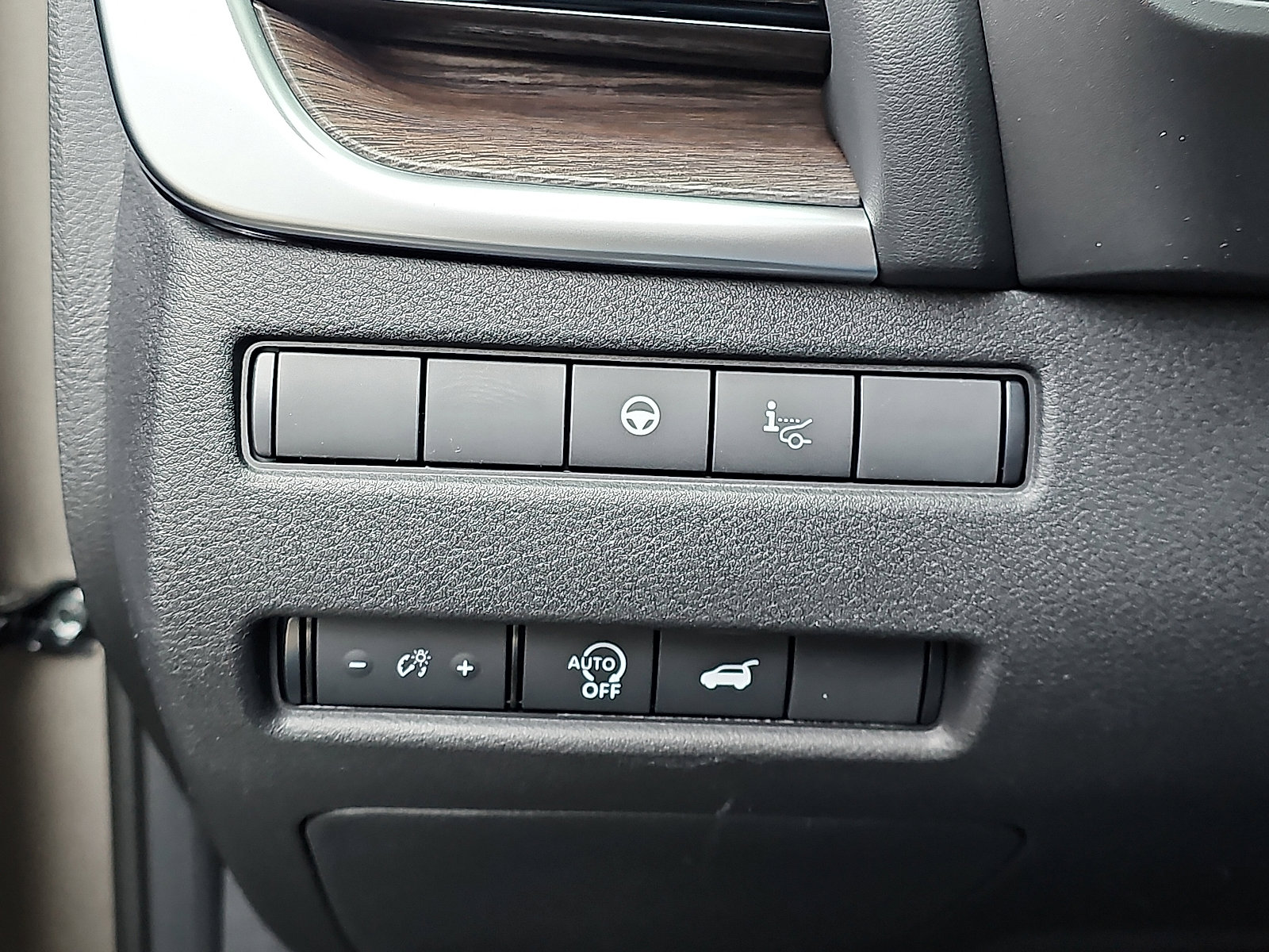 New 2026 Nissan Rogue Platinum w/ Tech Package AWD/4WD image 18