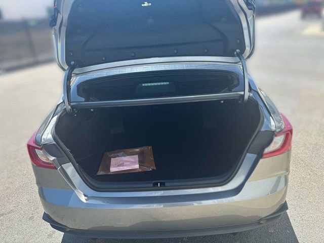 Used 2026 Toyota Camry SE FWD image 30
