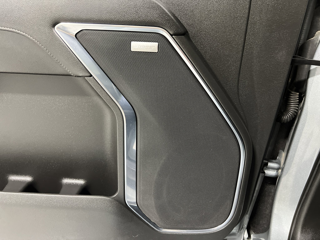 Used 2023 GMC Sierra 1500 SLT image 23