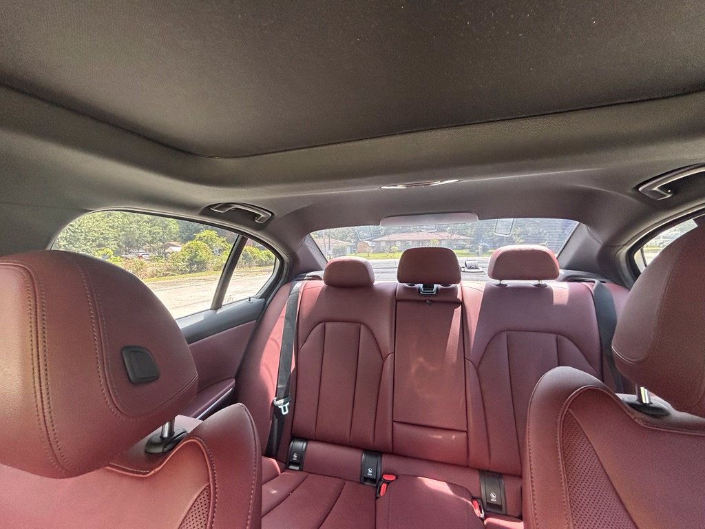 Used 2022 BMW 330i Sedan w/ Premium Package RWD image 38