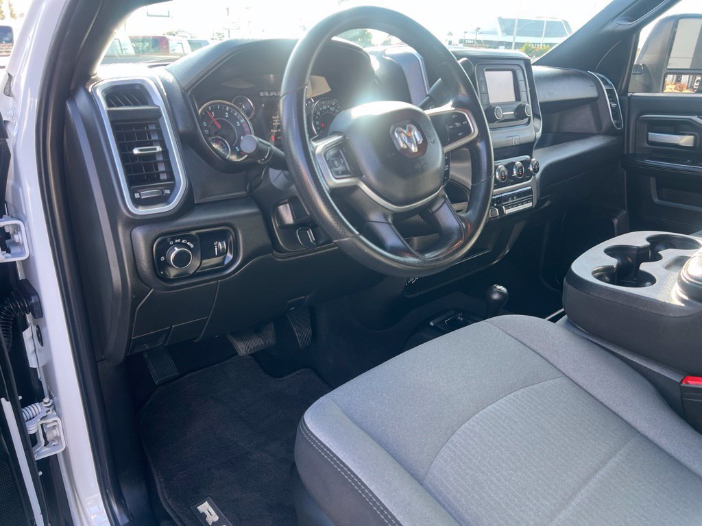 Used 2024 RAM 3500 SLT w/ Quick Order Package 2YG SLT AWD/4WD image 24